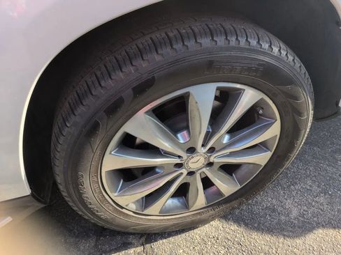 Used 2014 Mercedes-Benz GL 450 4MATIC w/ Appearance Package image 52