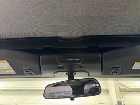 Used 2018 Jeep Wrangler Sport AWD/4WD image 30