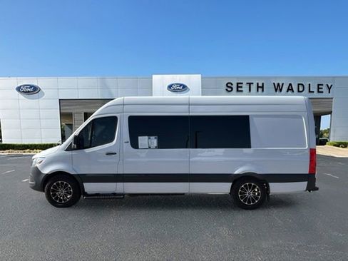 Used 2023 Mercedes-Benz Sprinter 2500 image 5