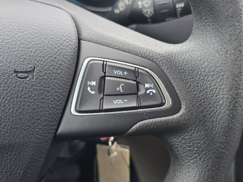 Used 2018 Ford Escape SE w/ Ford Safe & Smart Package image 29