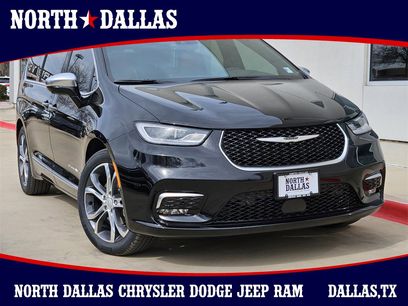 New 2026 Chrysler Pacifica Pinnacle