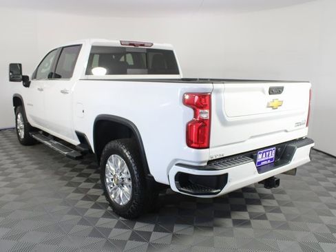 Used 2022 Chevrolet Silverado 2500 High Country w/ Z71 Off-Road Package image 26