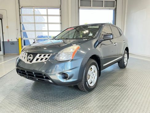 Used 2015 Nissan Rogue S FWD image 2