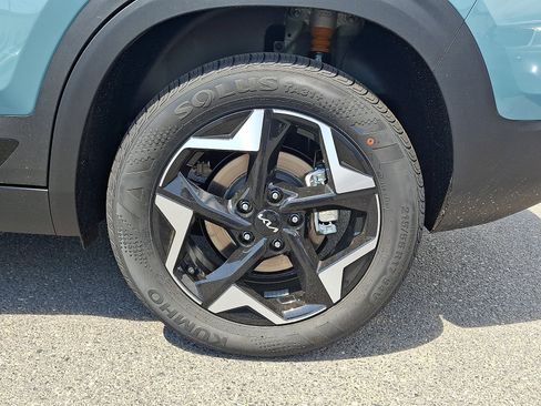 New 2026 Kia Seltos S AWD/4WD image 5