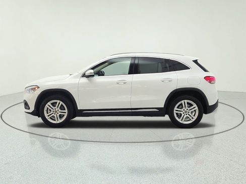 Used 2023 Mercedes-Benz GLA 250 w/ Premium Package image 8