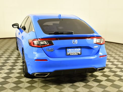 Used 2023 Honda Civic Sport Touring image 7