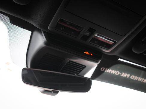 Certified 2025 MAZDA MAZDA3 2.5 S Hatchback w/ Premium Pkg image 26