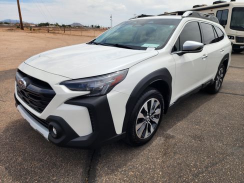 Used 2024 Subaru Outback Touring XT AWD/4WD image 3