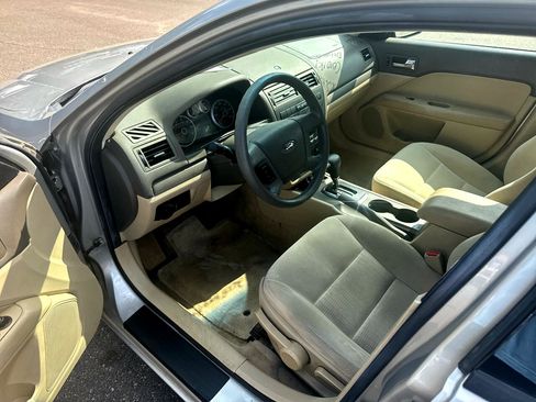 Used 2008 Ford Fusion S image 9