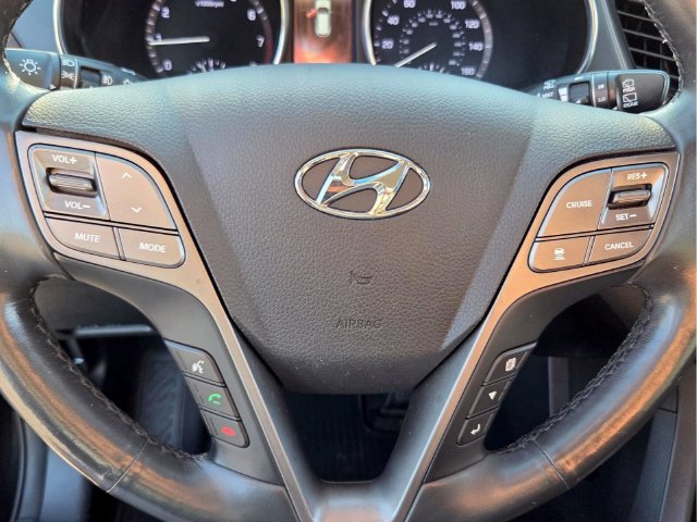 Used 2018 Hyundai Santa Fe Sport w/ 2.0T Ultimate Tech Package 05 FWD image 29