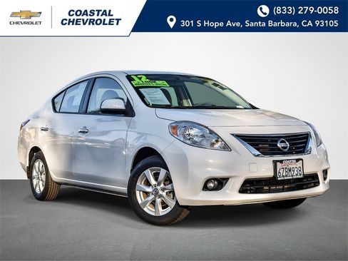 Used 2012 Nissan Versa SL image 1