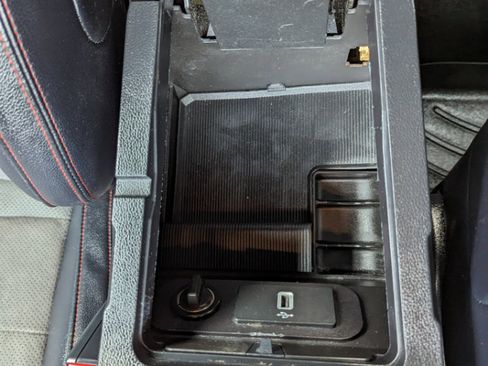 Used 2016 Ford Mustang GT Premium image 29