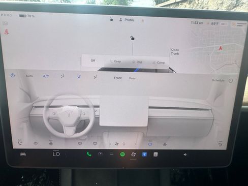 Used 2023 Tesla Model Y 2WD image 32