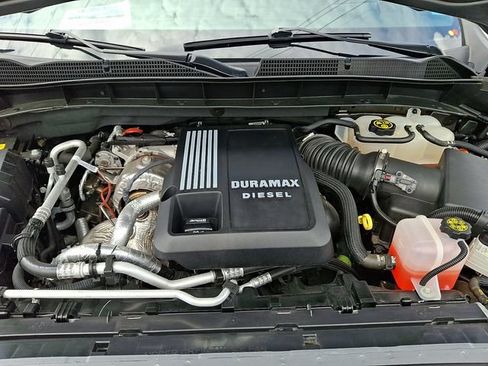 Used 2023 GMC Sierra 1500 AT4 w/ Technology Package AWD/4WD image 27