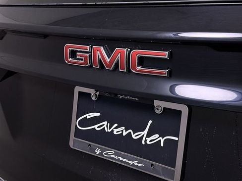 New 2026 GMC Acadia AT4 w/ LPO, Floor Liner Package AWD/4WD image 32