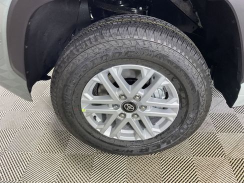 New 2026 Toyota Tundra SR5 image 4