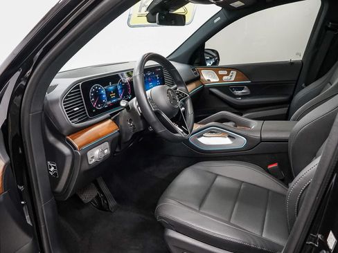 Used 2025 Mercedes-Benz GLE 450 4MATIC image 18