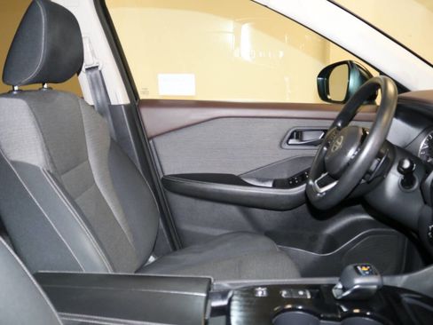 Used 2021 Nissan Rogue S FWD image 80