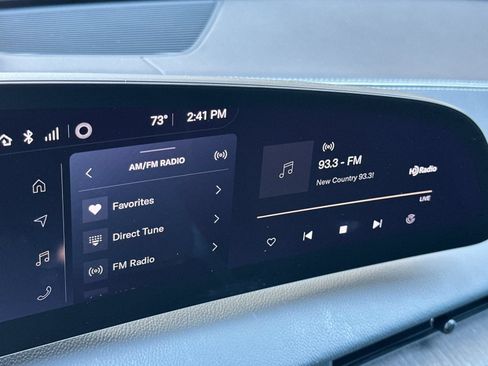 Used 2025 Lucid Air Touring AWD/4WD image 19