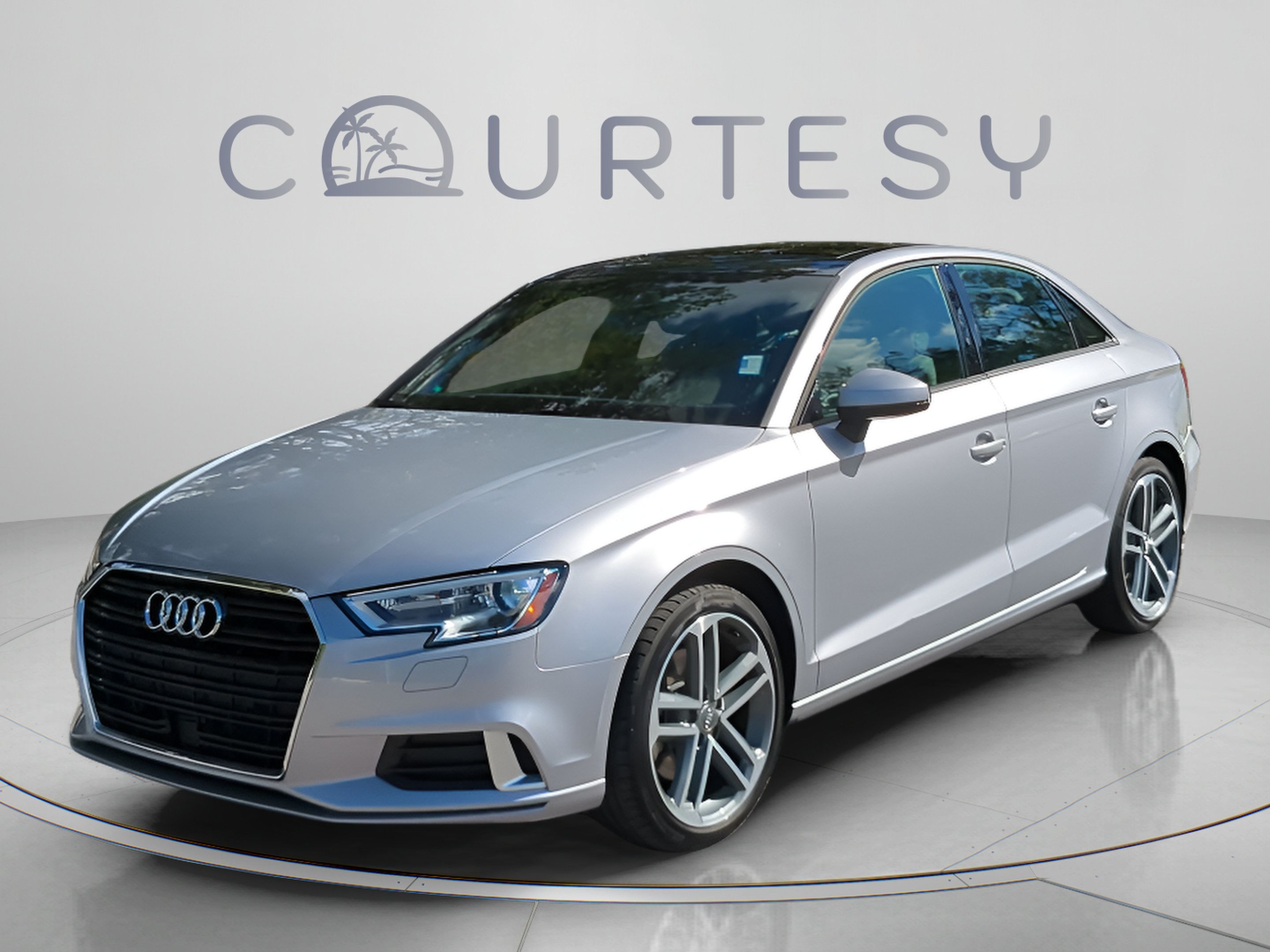 Used 2018 Audi A3 2.0T Premium w/ Convenience Package FWD image 2