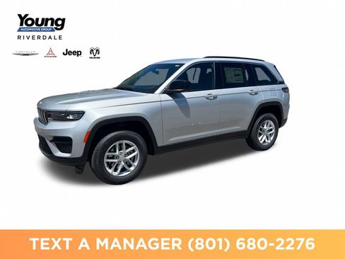 New 2026 Jeep Grand Cherokee Laredo AWD/4WD image 1