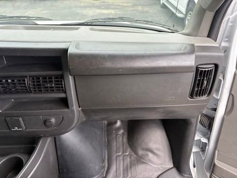 Used 2024 GMC Savana 2500 w/ Driver Convenience Package RWD image 23