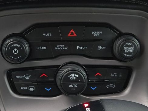 Used 2023 Dodge Challenger R/T w/ Plus Package image 21