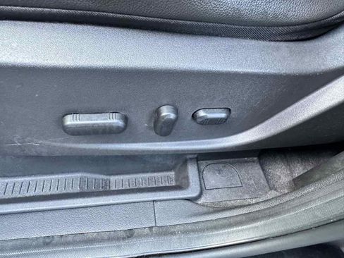Used 2013 Ford Escape SEL FWD image 38