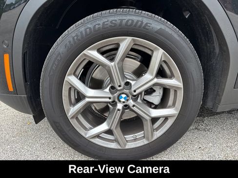 Used 2023 BMW X3 xDrive30i w/ Premium Package AWD/4WD image 11