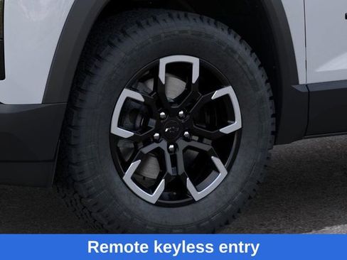 New 2026 Chevrolet Equinox ACTIV w/ Convenience Package III image 10