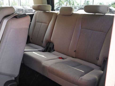 Used 2022 Ford Expedition XLT image 41