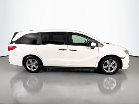 Certified 2018 Honda Odyssey EX-L image 4