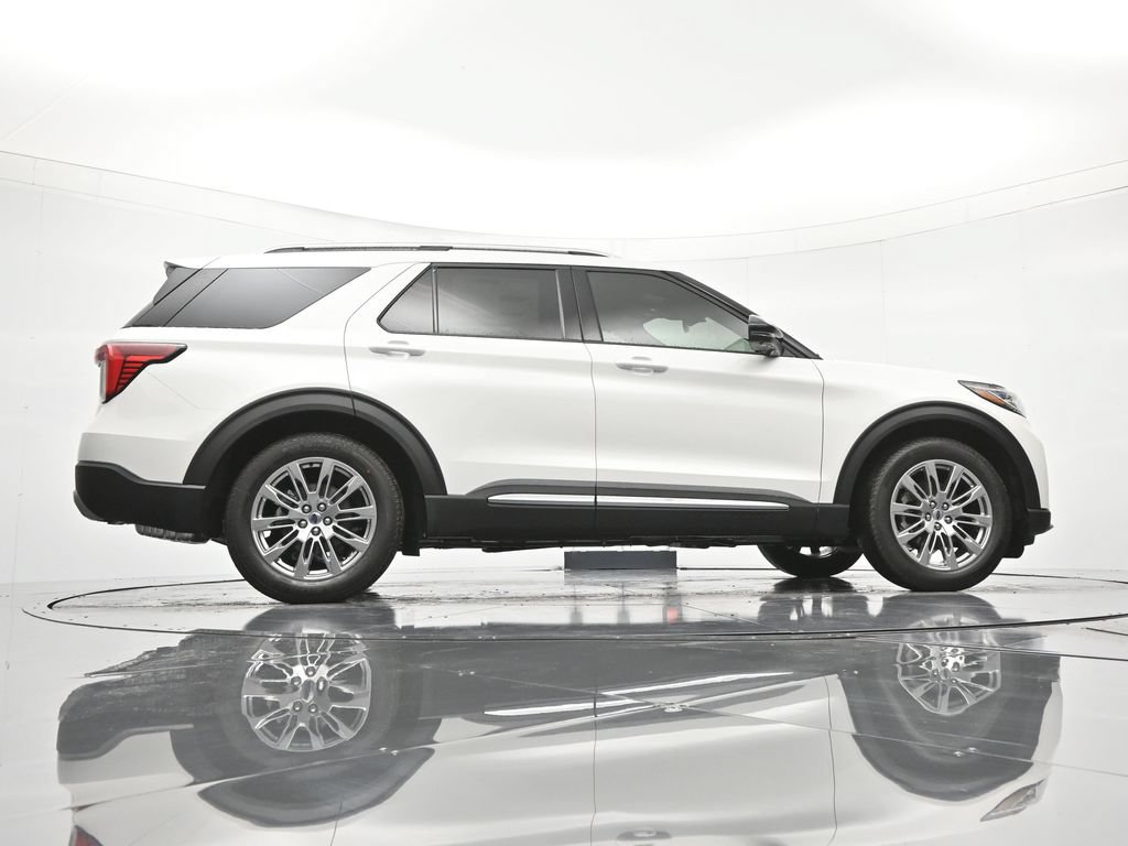 New 2026 Ford Explorer Platinum RWD image 40