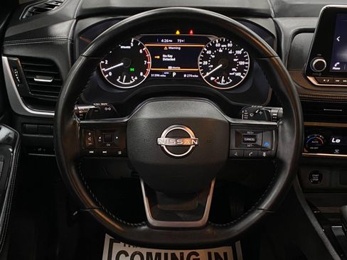 Certified 2025 Nissan Rogue SV AWD/4WD image 15