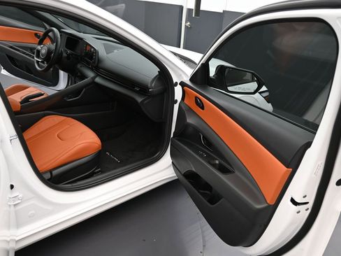 New 2026 Hyundai Elantra Sport FWD image 18