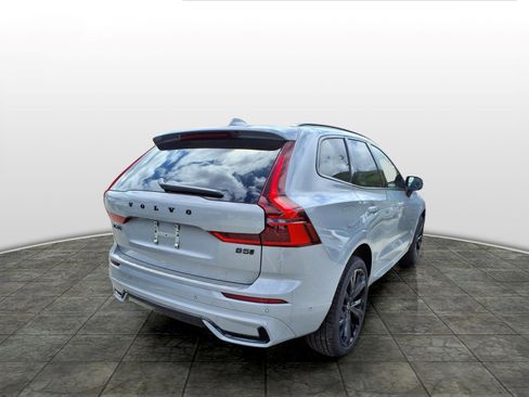 New 2026 Volvo XC60 B5 Ultra w/ Protection Package Premier AWD/4WD image 3