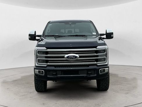 Used 2025 Ford F350 Platinum w/ Platinum Plus Package AWD/4WD image 2
