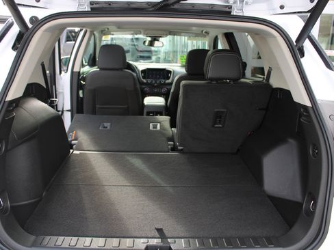 Used 2023 GMC Terrain Denali image 36