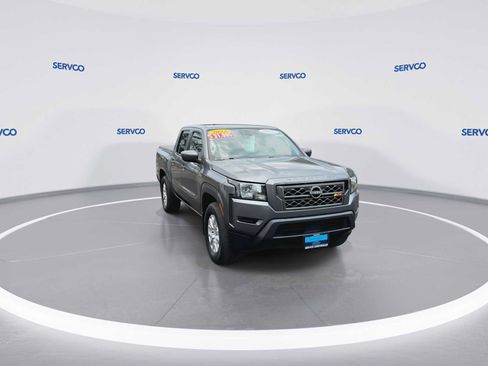 Used 2022 Nissan Frontier SV w/ Technology Package RWD image 2
