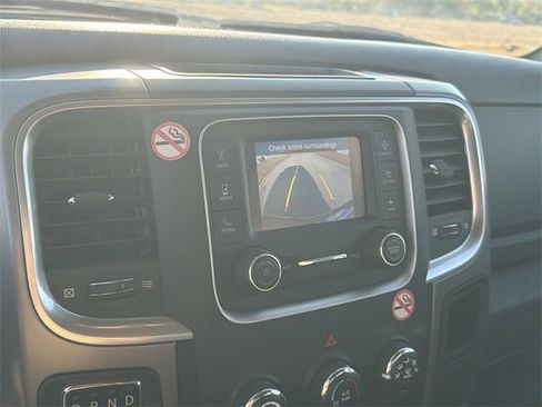 Used 2024 RAM 1500 Classic SLT image 14