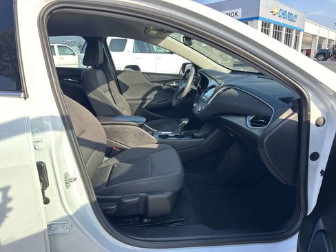 Used 2023 Chevrolet Malibu LS w/ Driver Confidence Package image 32