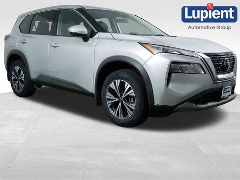 Used 2021 Nissan Rogue SV FWD image 1