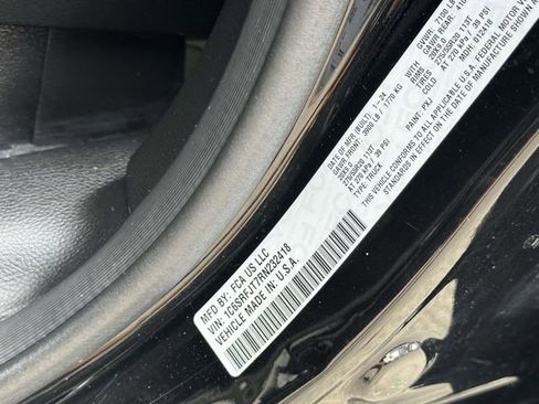 Used 2024 RAM 1500 Laramie image 14