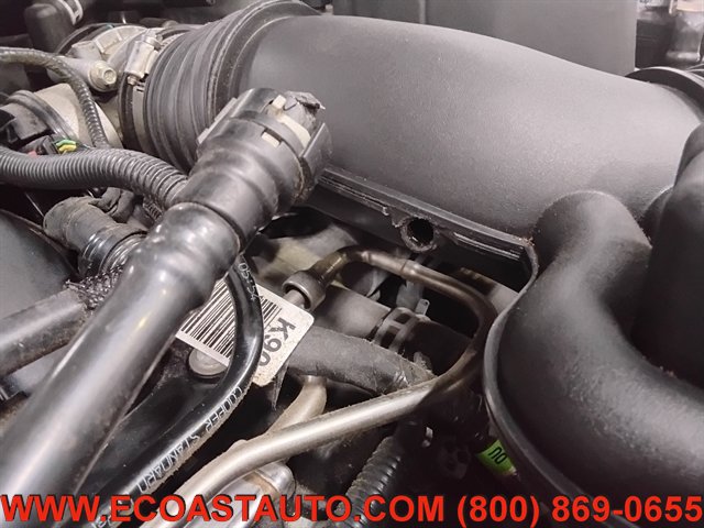 Used 2015 Ford Taurus SE FWD image 10