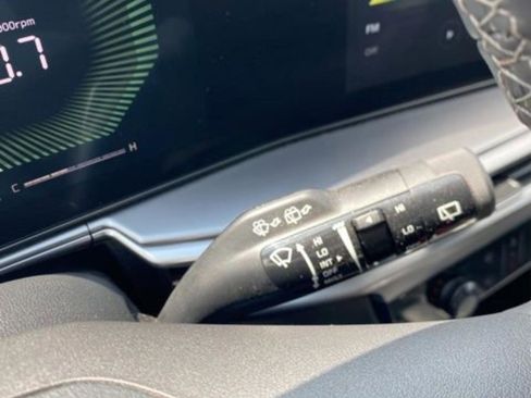 Used 2026 Kia Sorento LX image 15