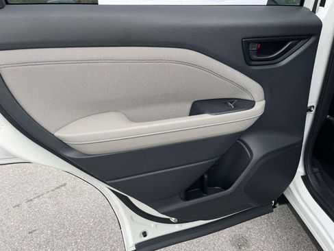 New 2025 Subaru Forester Premium image 17