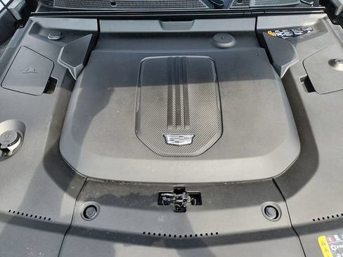 Certified 2024 Cadillac Lyriq Luxury w/ LPO, Floor Liner Package AWD/4WD image 28
