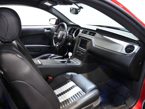 Used 2013 Ford Mustang Shelby GT500 w/ Electronics Pkg image 31