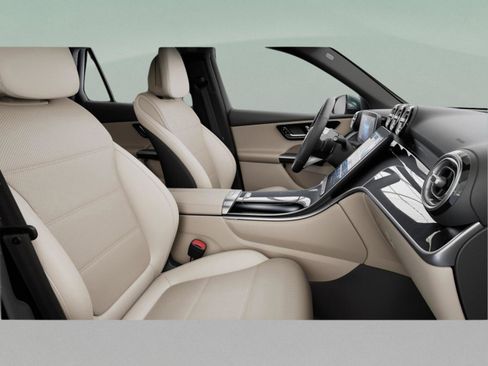 Used 2026 Mercedes-Benz GLC 300 image 41