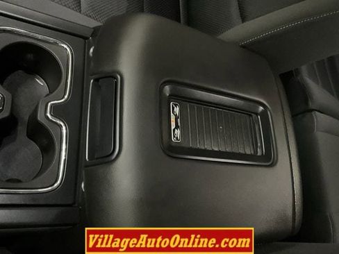 Used 2019 Chevrolet Silverado 2500 LT w/ Midnight Edition image 19
